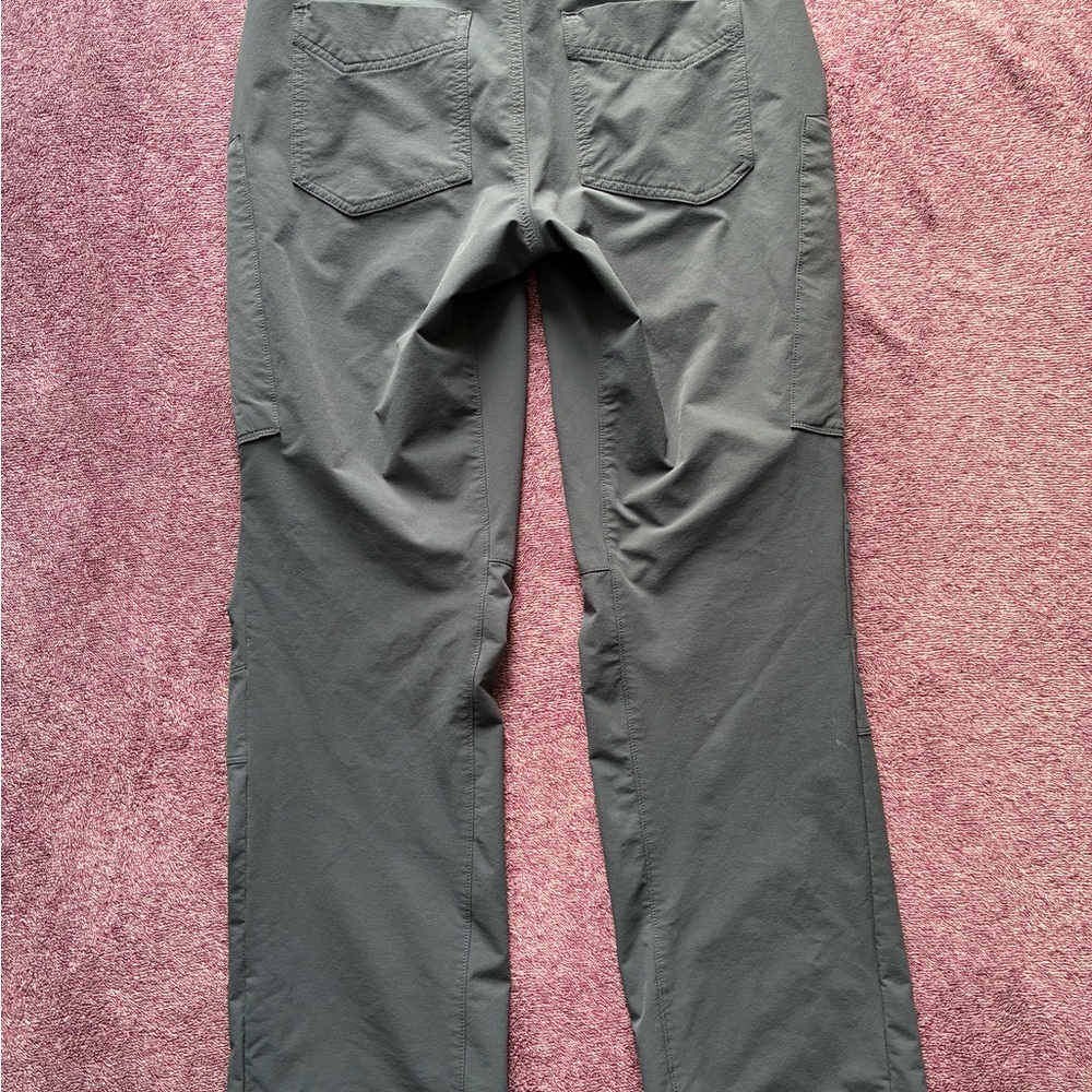 Duluth Trading Co Women’s Dark Gray workwear Pants - Picture 4 of 5